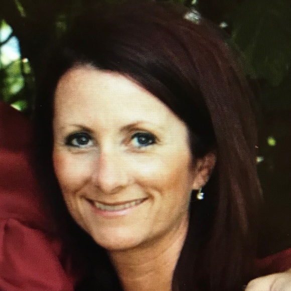 Meet your Posher, Denice - Picture 2 of 2